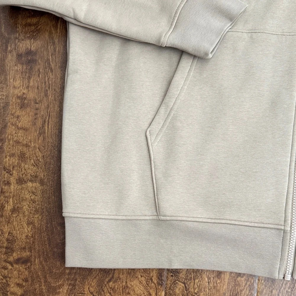 Jordan Multi Sport Zip-Up Hoodie Size L